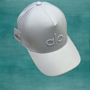 ALO Yoga District Trucker Hat